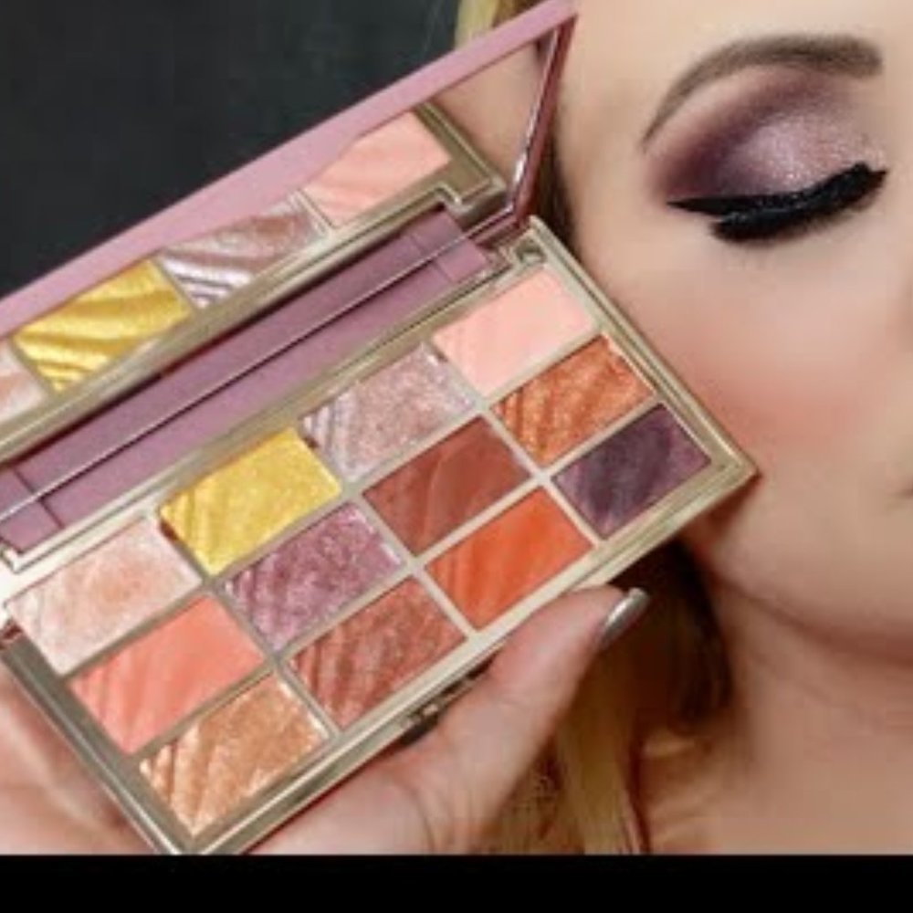 CIATE LONDON Velvet Palette Eyeshadow